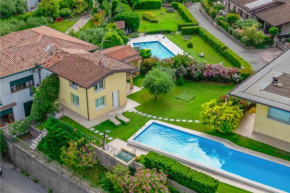 Piscina Panoramica - La Casa Volante